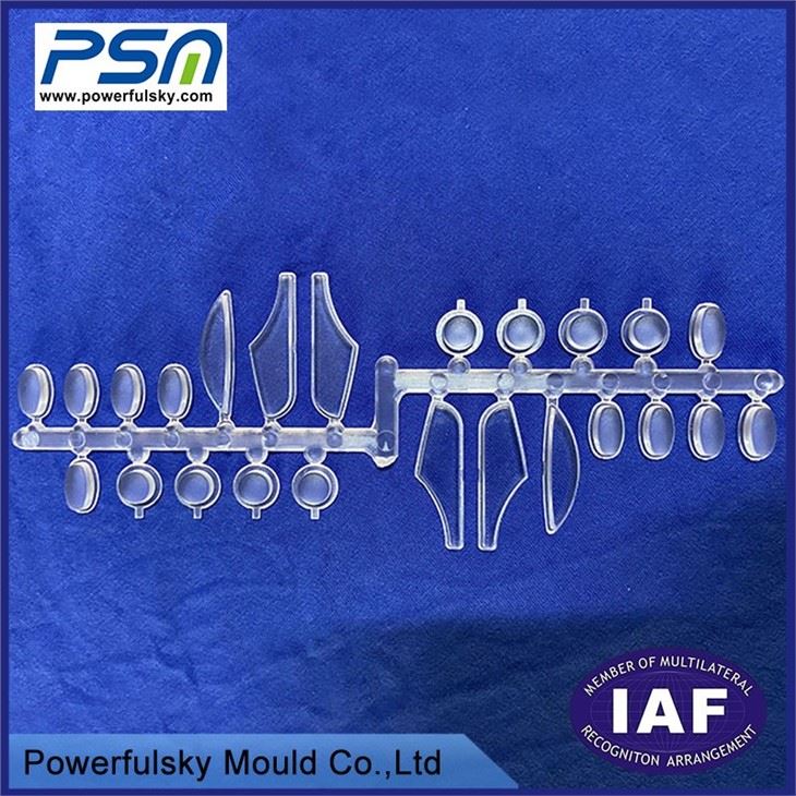 CustomCustomized Clear Plastic Injection Molded Parts